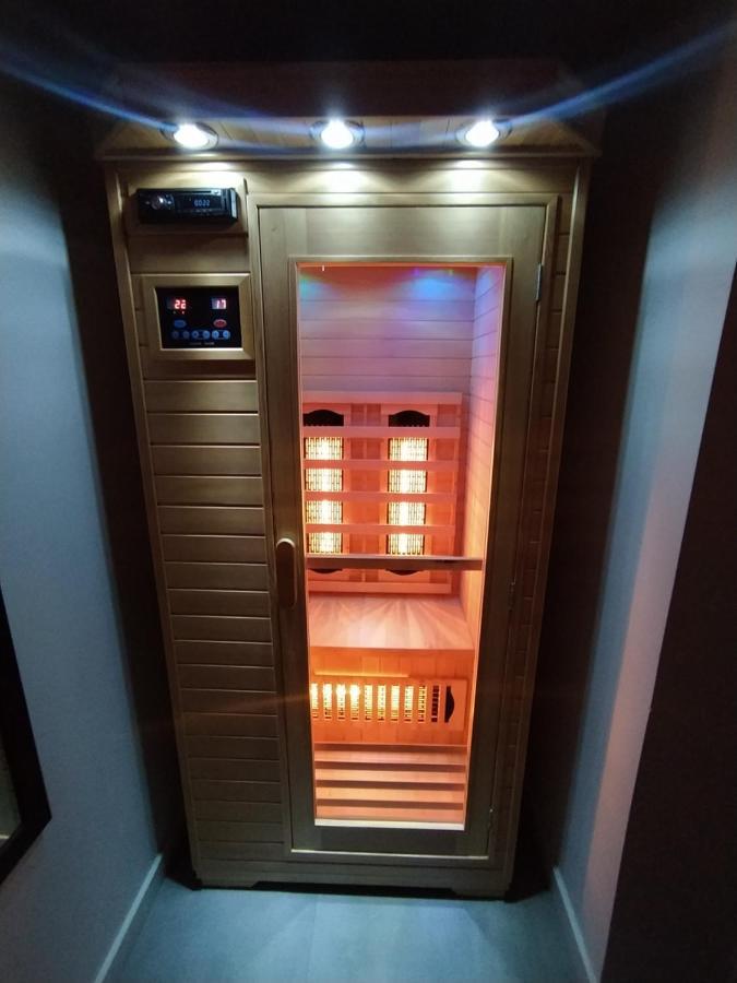 Lupus - Z Prywatna Sauna